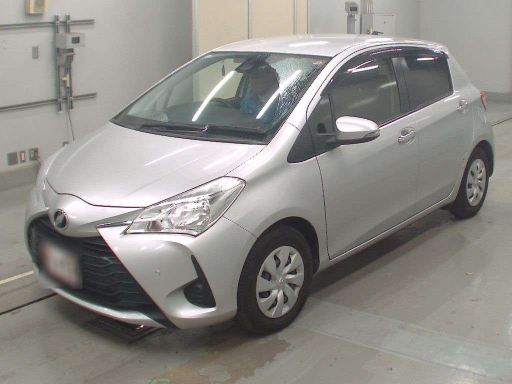 2018 Toyota Vitz NSP130[0]