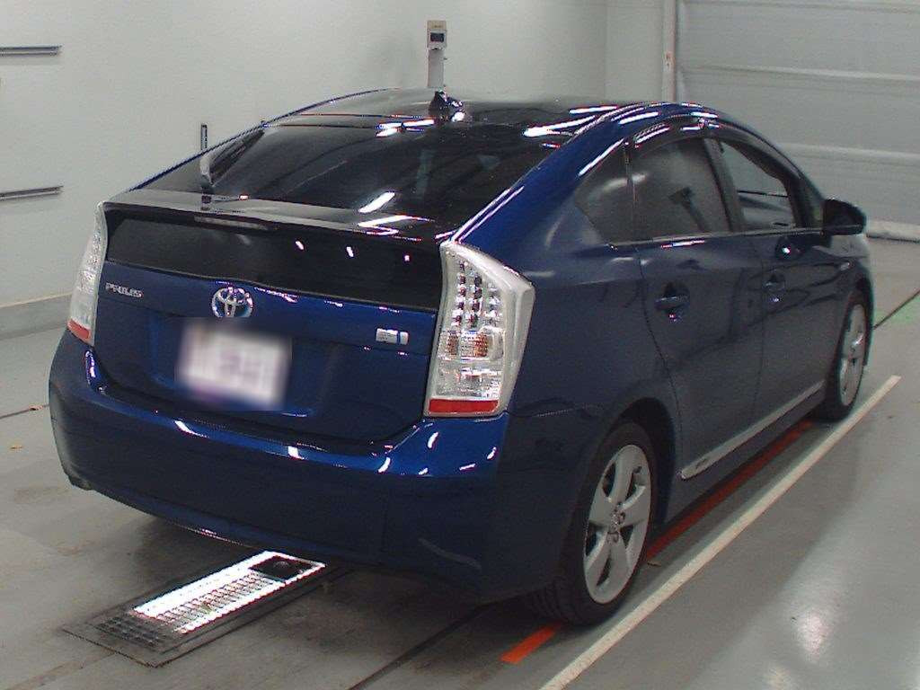 2011 Toyota Prius ZVW30[1]