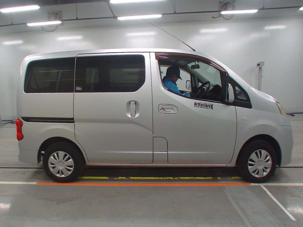 2009 Nissan NV200 Vanette M20[2]