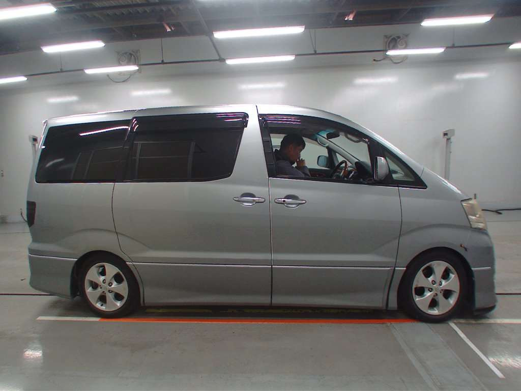 2008 Toyota Alphard V ANH10W[1]