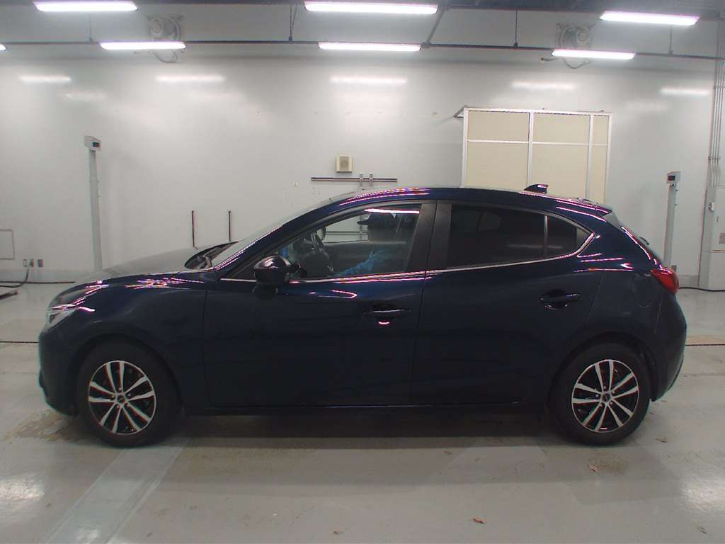 2014 Mazda Axela Sport BM2FS[2]