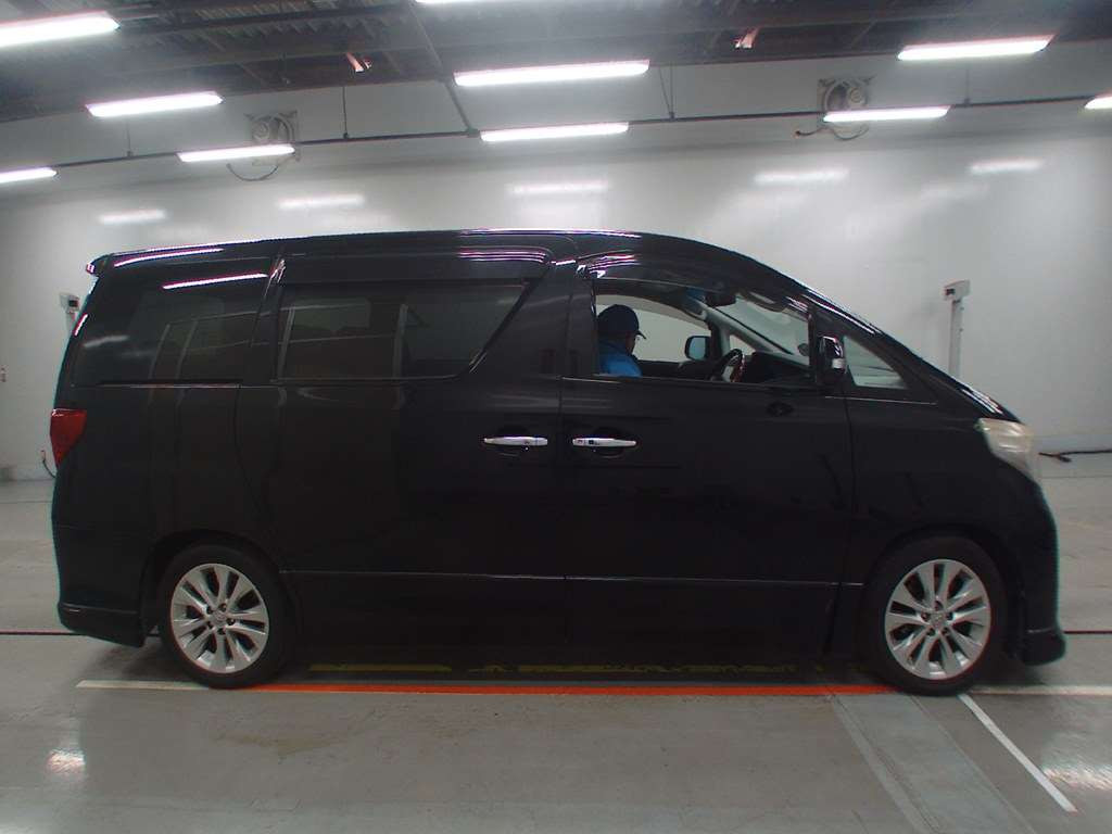 2008 Toyota Alphard GGH20W[1]