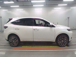 2013 Toyota Harrier