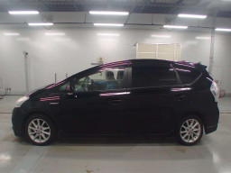 2012 Toyota Prius alpha