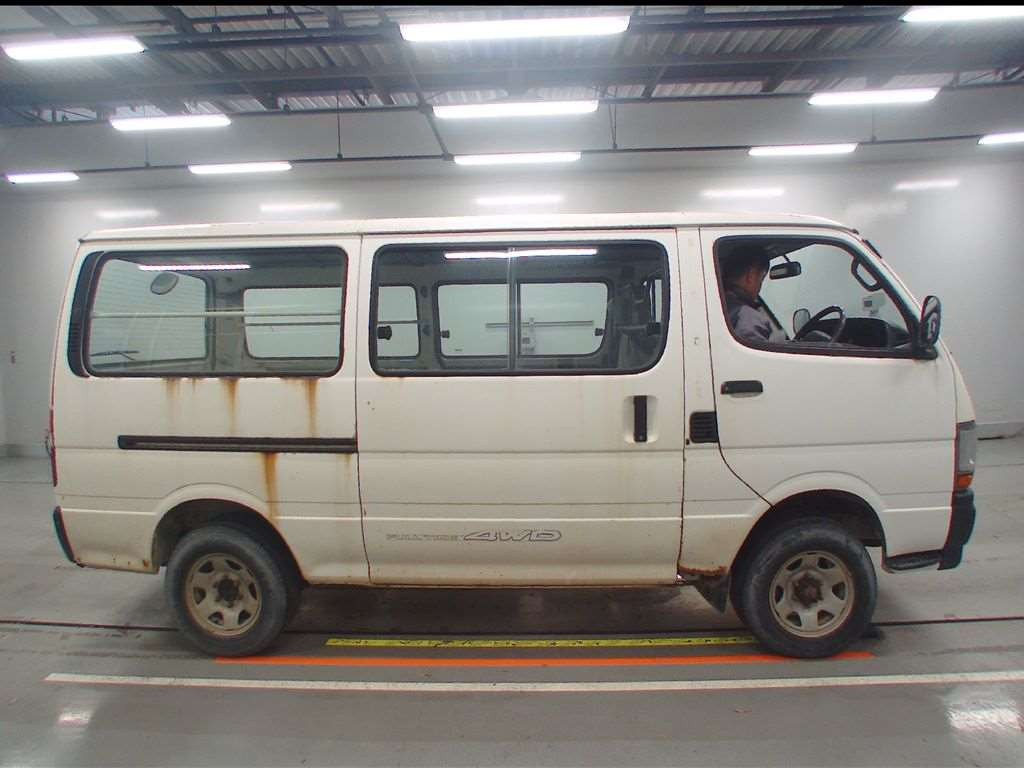 2002 Toyota Hiace Van LH178V[1]