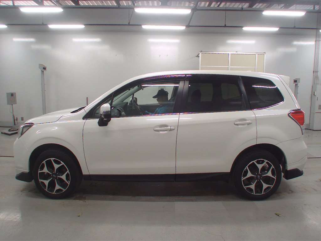 2016 Subaru Forester SJ5[2]