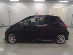 2011 Toyota Vitz