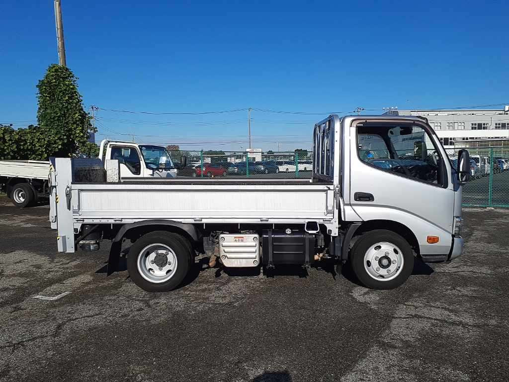 2019 Toyota Dyna Truck XKU605[1]