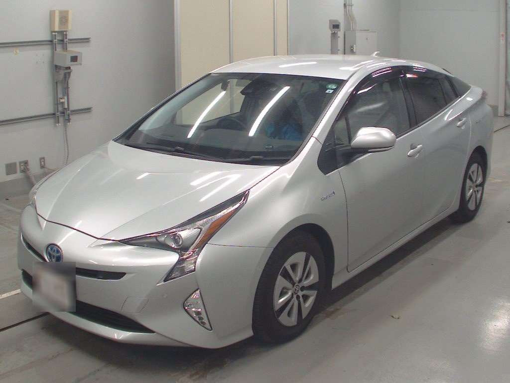 2017 Toyota Prius ZVW51[0]