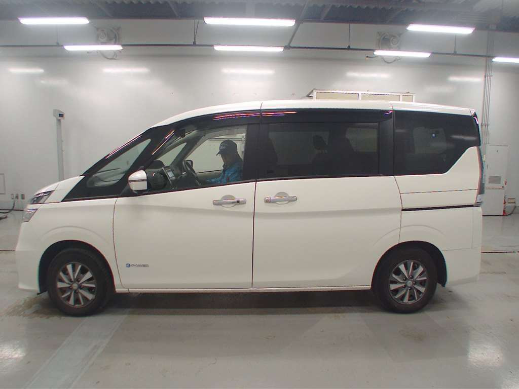 2019 Nissan Serena HC27[2]