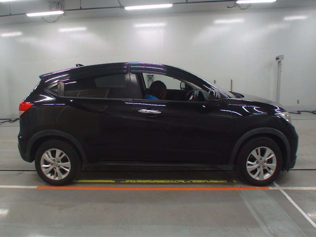 2014 Honda VEZEL RU1[1]