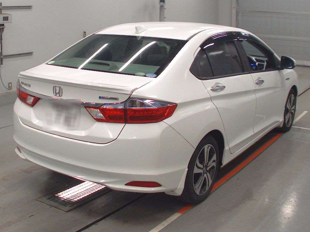 2015 Honda Grace GM4[1]