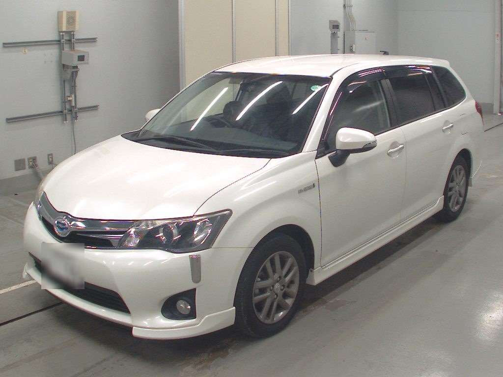 2014 Toyota Corolla Fielder NKE165G[0]