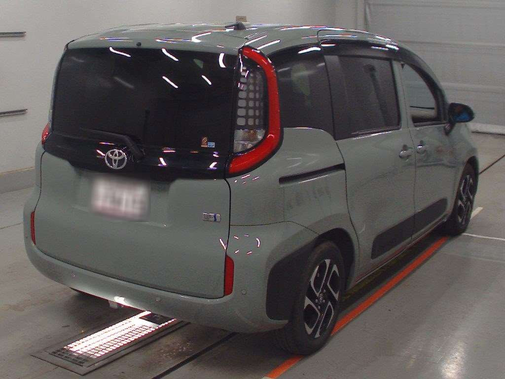 2023 Toyota Sienta MXPL10G[1]