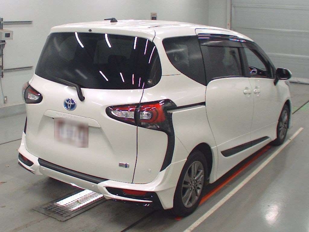 2021 Toyota Sienta NHP170G[1]