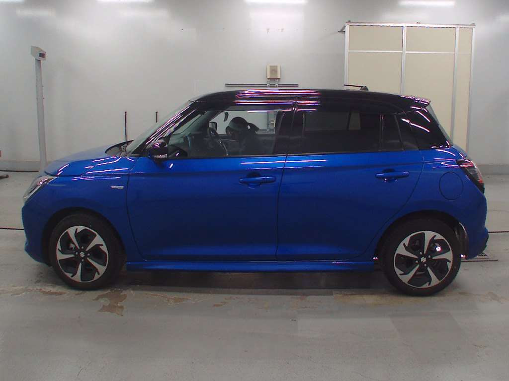 2024 Suzuki Swift ZCEDS[2]