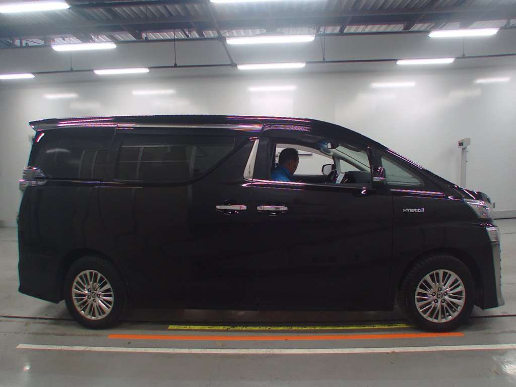 2020 Toyota Vellfire Hybrid AYH30W[1]