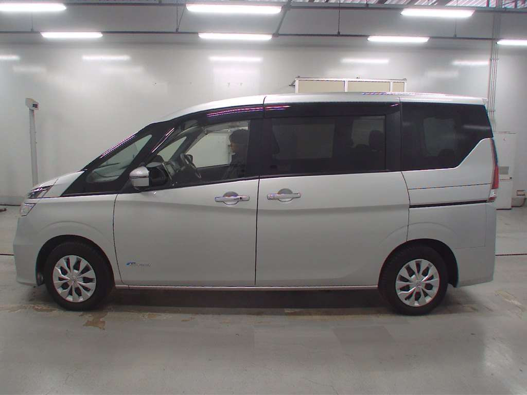 2017 Nissan Serena GC27[2]