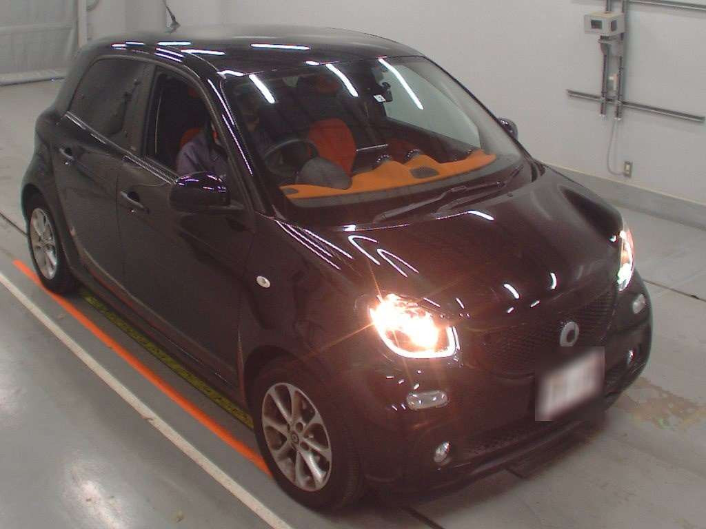 2016 Smart fortwo 453042[2]