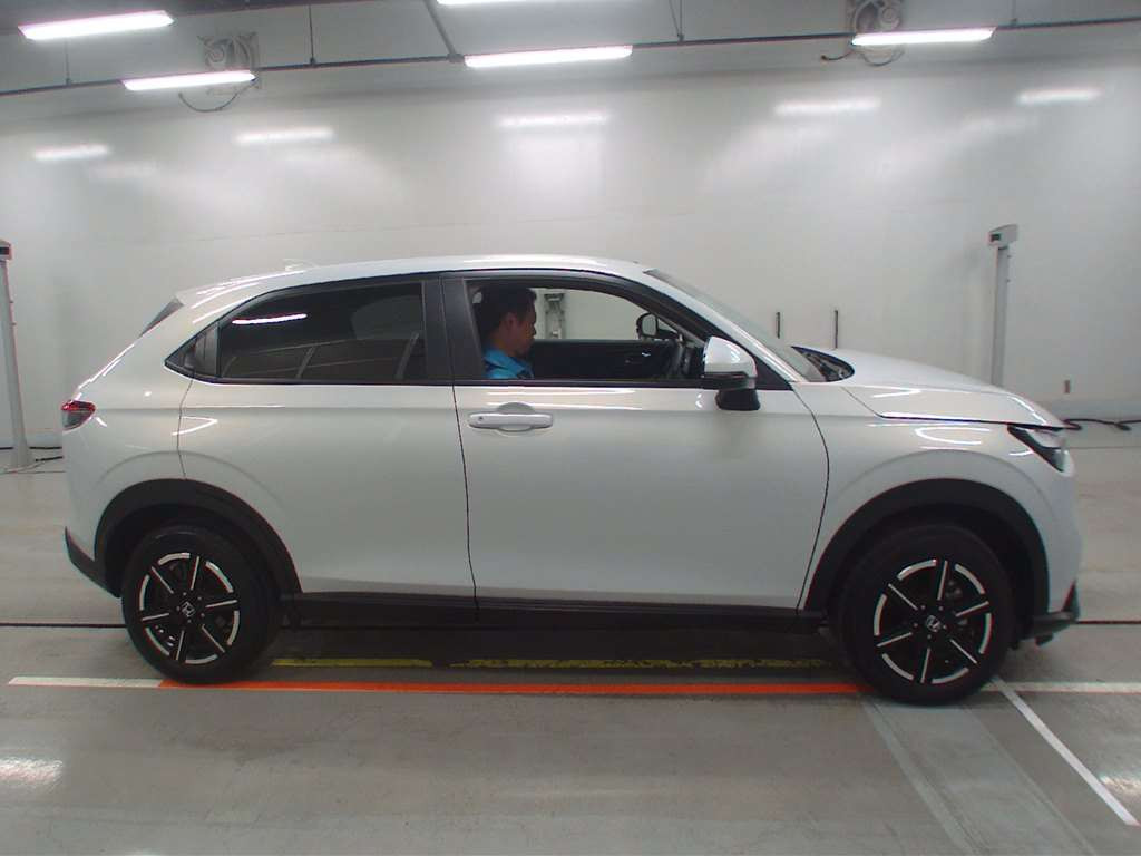 2022 Honda VEZEL RV3[0]