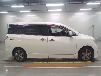 2011 Nissan Elgrand