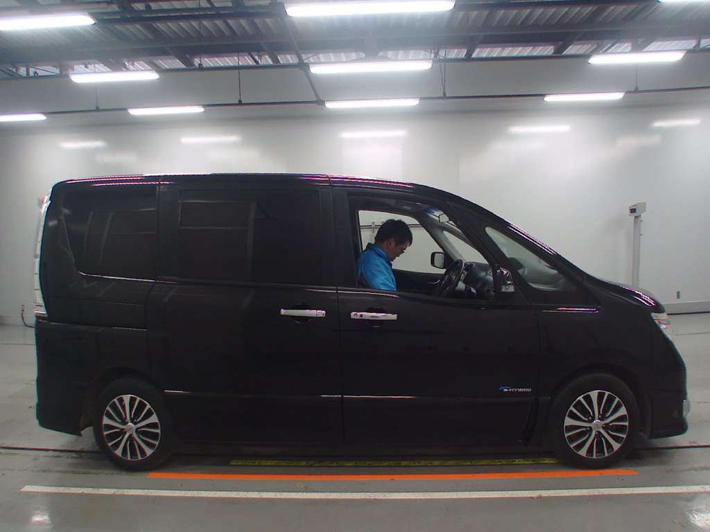 2016 Nissan Serena HFC26[0]