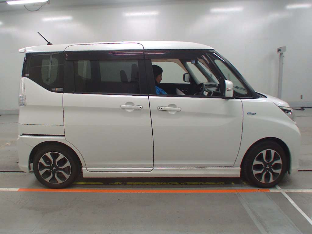 2017 Mitsubishi Delica D2 MB36S[0]