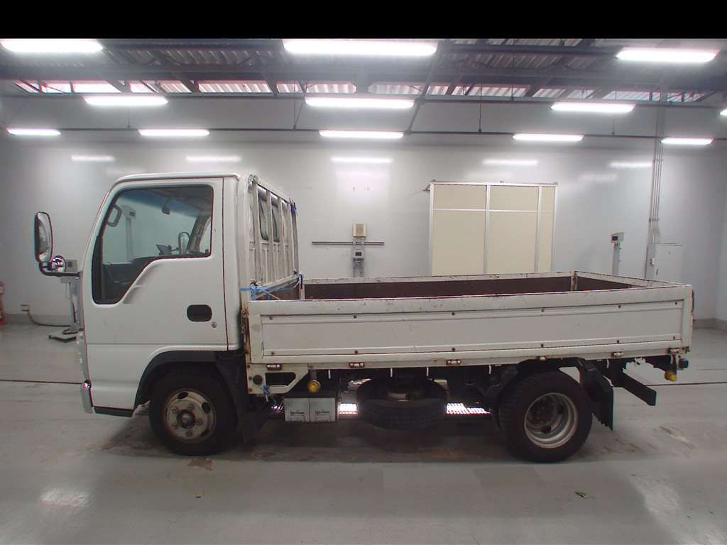 2007 Isuzu Elf Truck NJR85A[1]