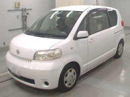 2005 Toyota Porte