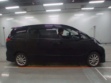 2009 Toyota Estima