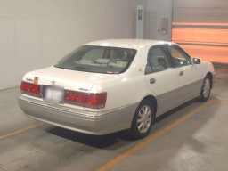 2002 Toyota Crown