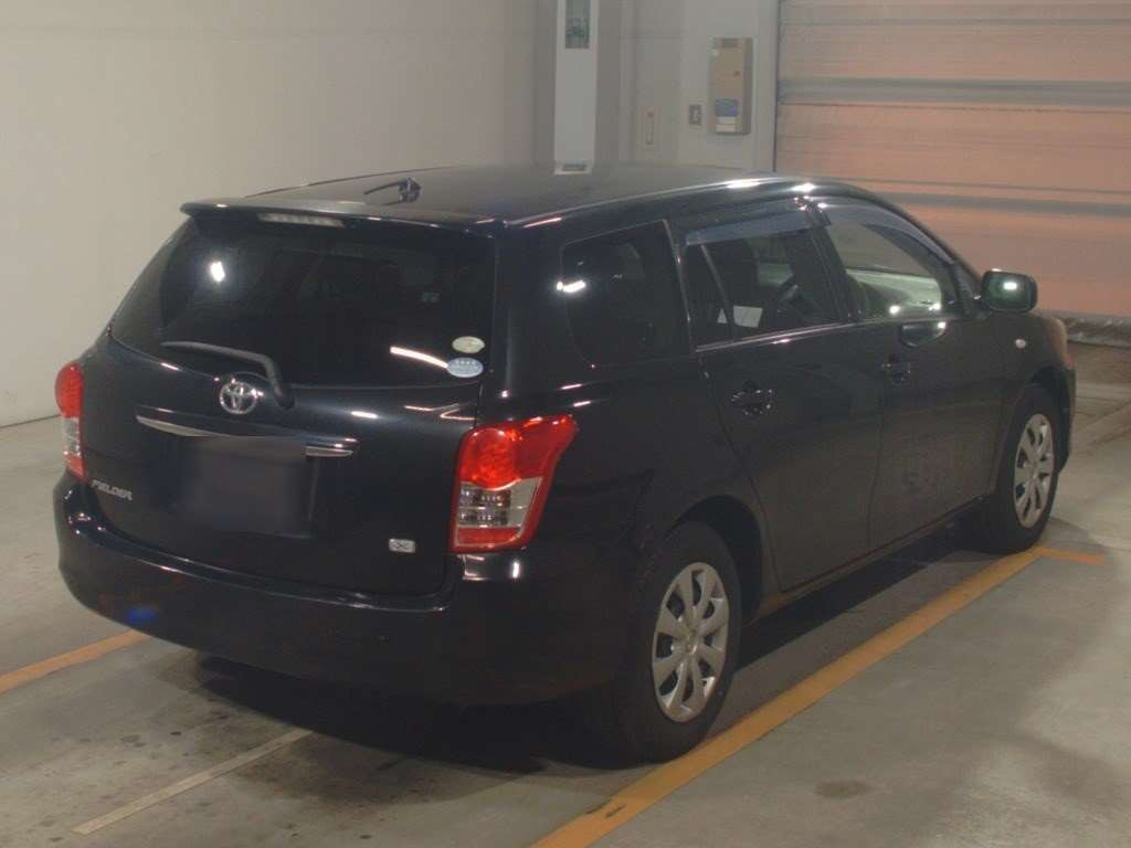 2012 Toyota Corolla Fielder NZE141G[1]