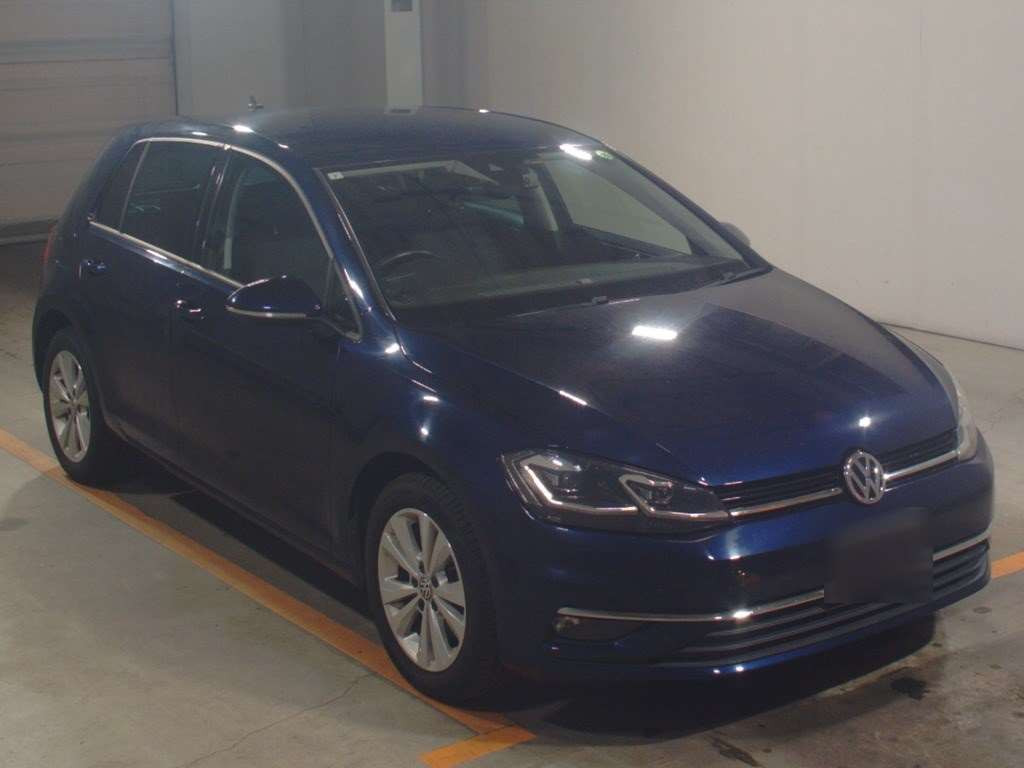 2017 Volkswagen Golf AUCJZ[2]