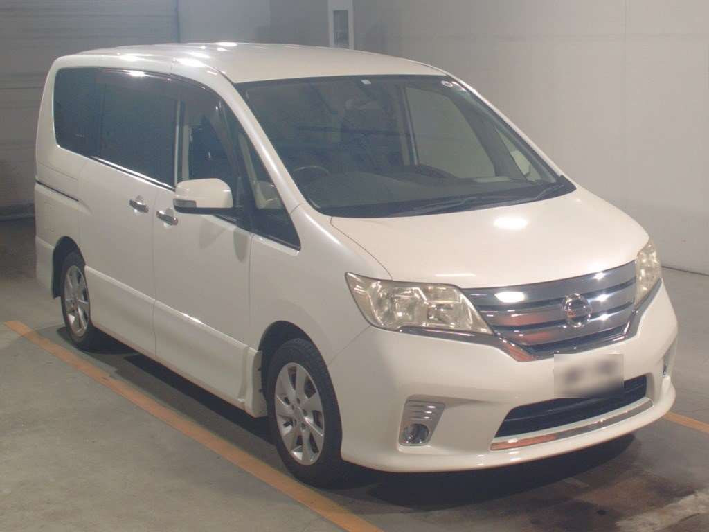 2012 Nissan Serena FC26[2]