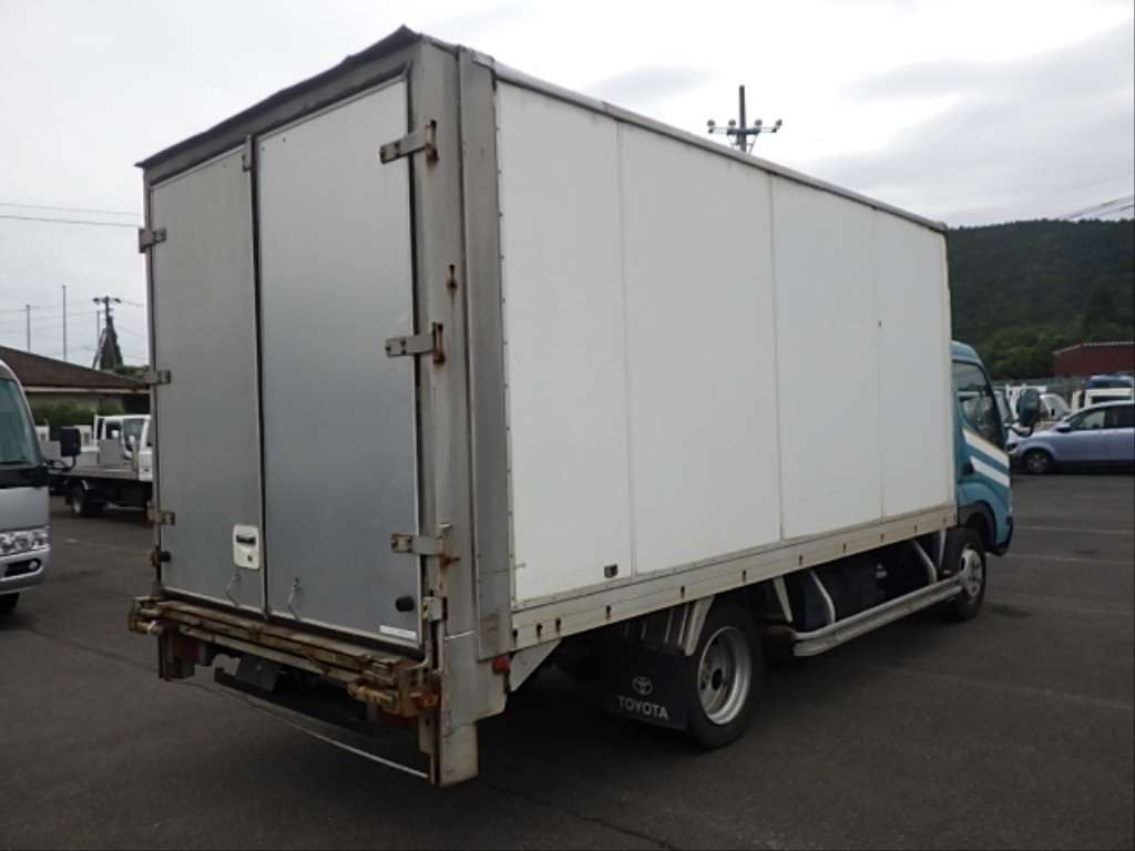 2002 Toyota Dyna Truck XZU411[1]