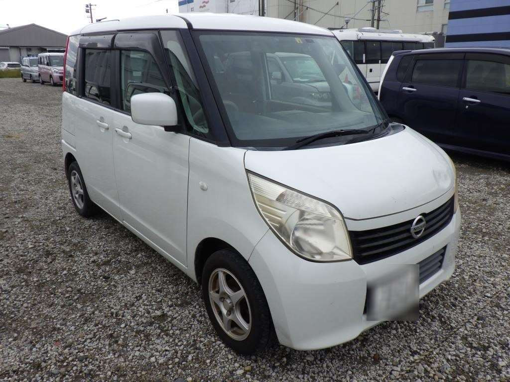 2010 Nissan Roox ML21S[2]