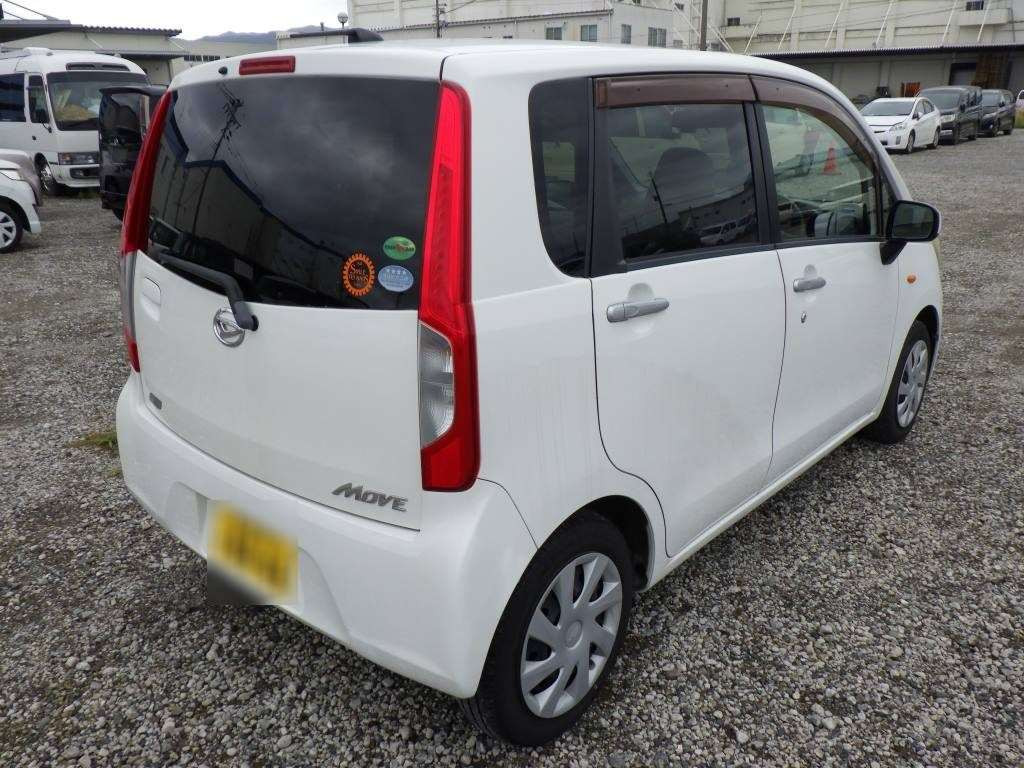 2013 Daihatsu Move LA100S[1]