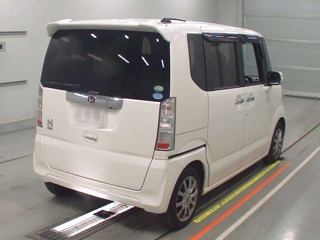 2016 Honda N-BOX JF1[1]