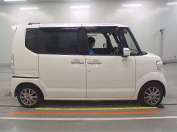 2016 Honda N-BOX