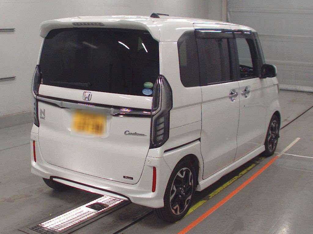 2019 Honda N-BOX CUSTOM JF3[1]