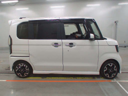 2019 Honda N-BOX CUSTOM