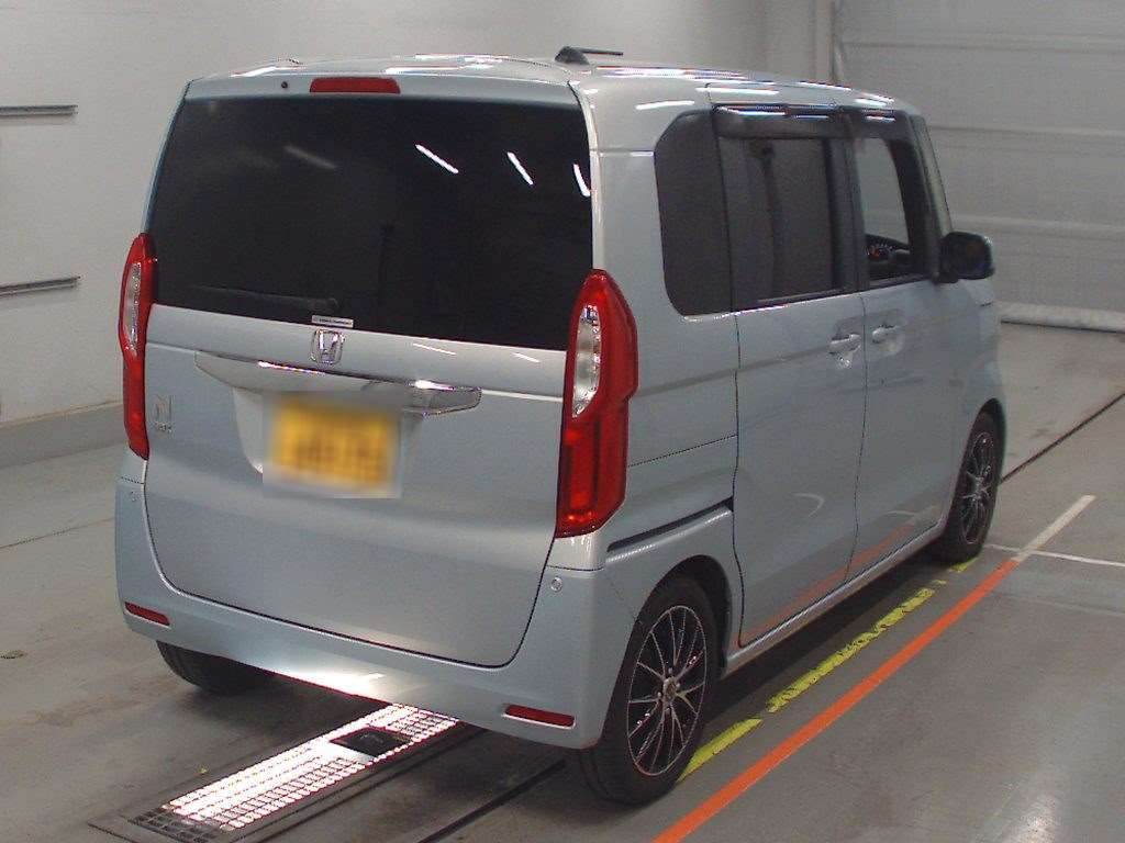 2018 Honda N-BOX JF3[1]