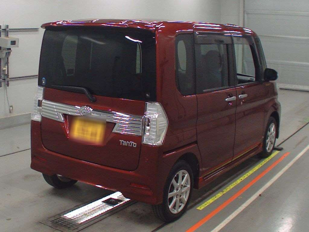 2016 Daihatsu Tanto LA600S[1]