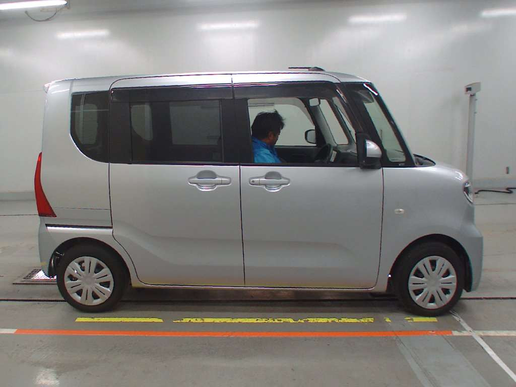 2020 Daihatsu Tanto LA650S[2]