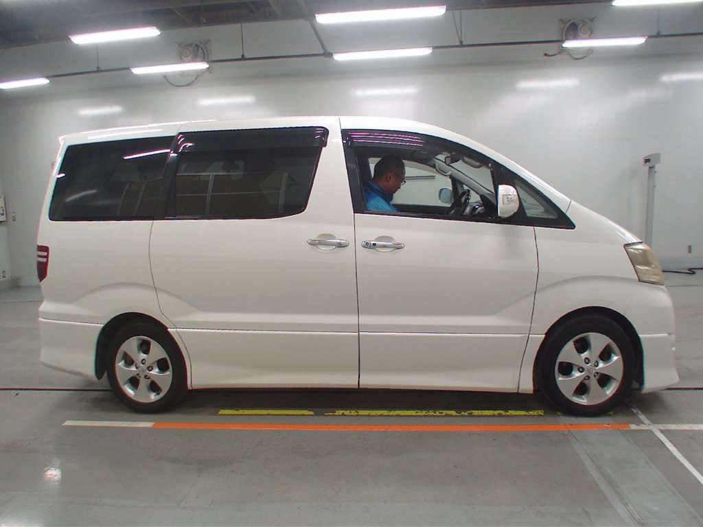 2005 Toyota Alphard G MNH10W[2]