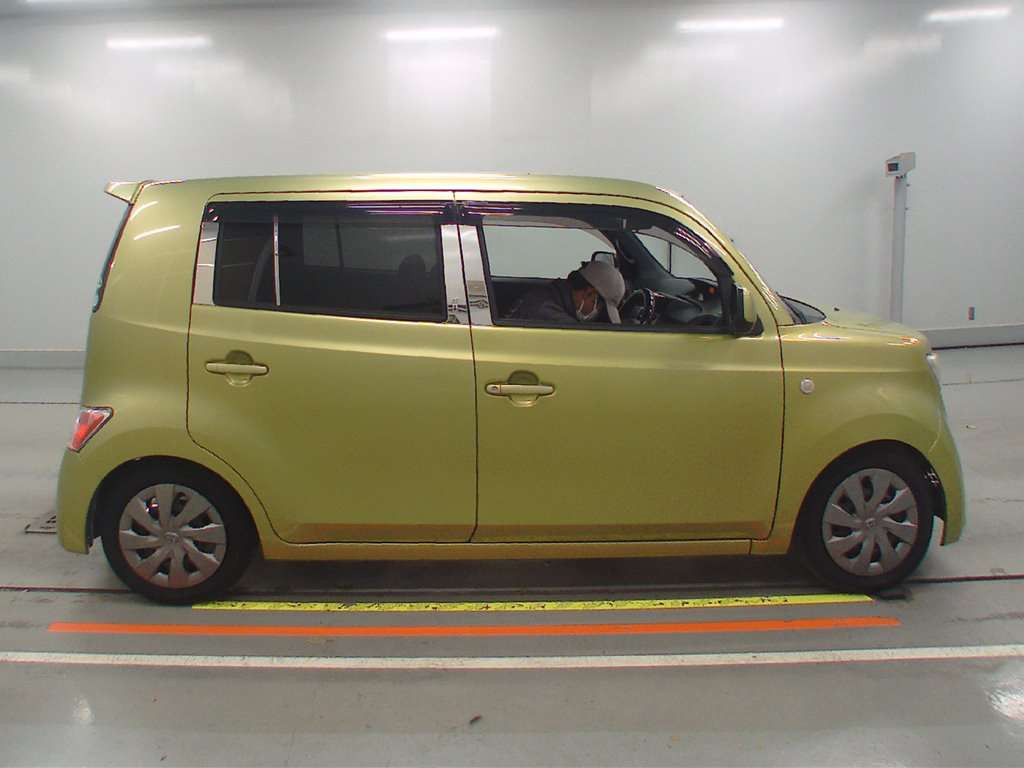 2006 Toyota bB QNC21[2]