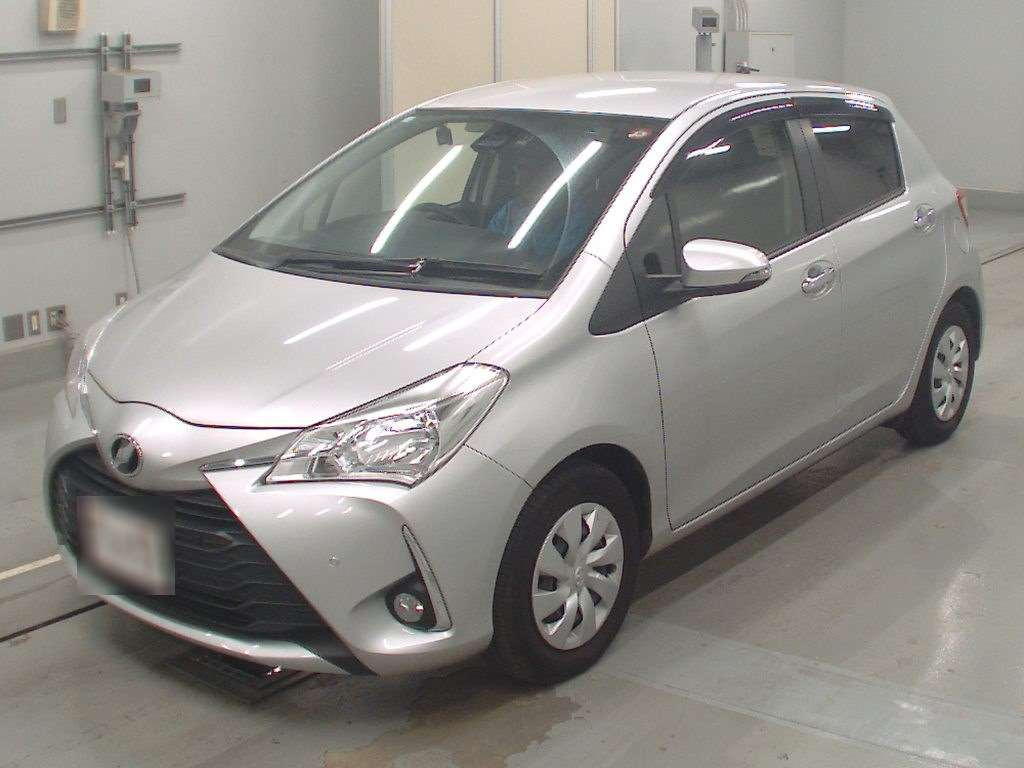 2018 Toyota Vitz NSP130[0]