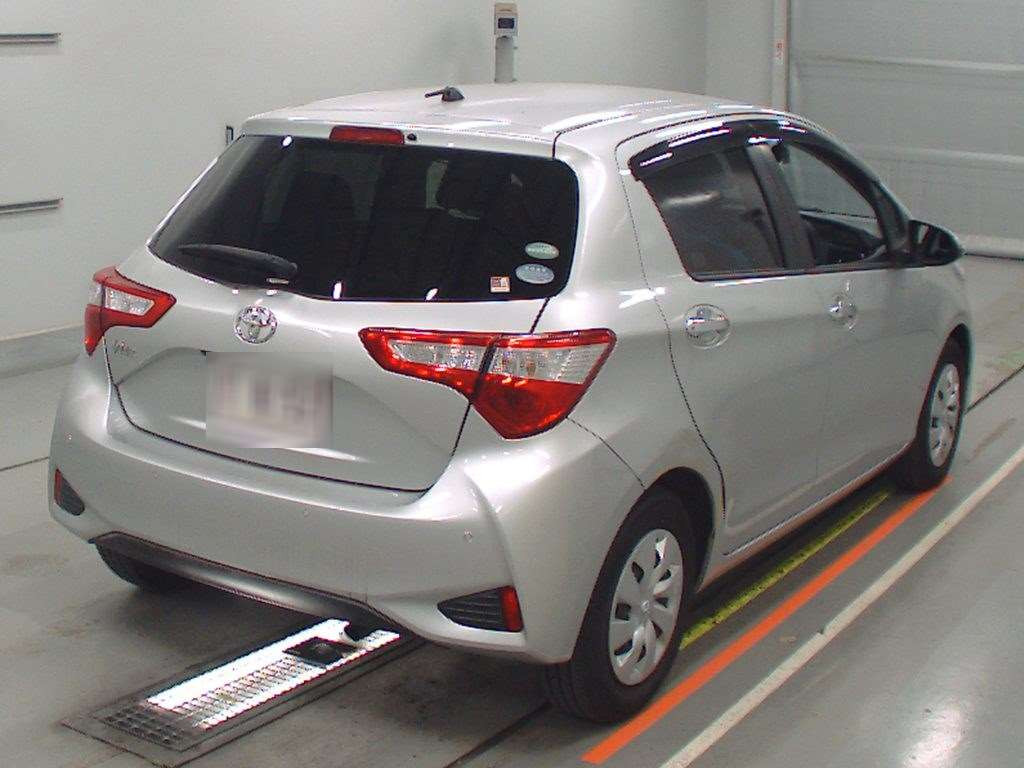 2018 Toyota Vitz NSP130[1]