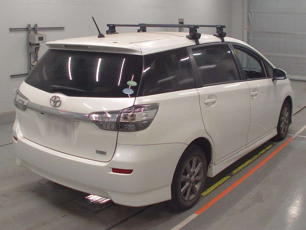 2013 Toyota Wish ZGE20G[1]