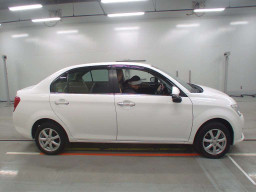 2013 Toyota Corolla Axio